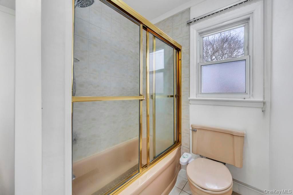 #10 photo, 178 Gerhard Road, Plainview , NY 11803