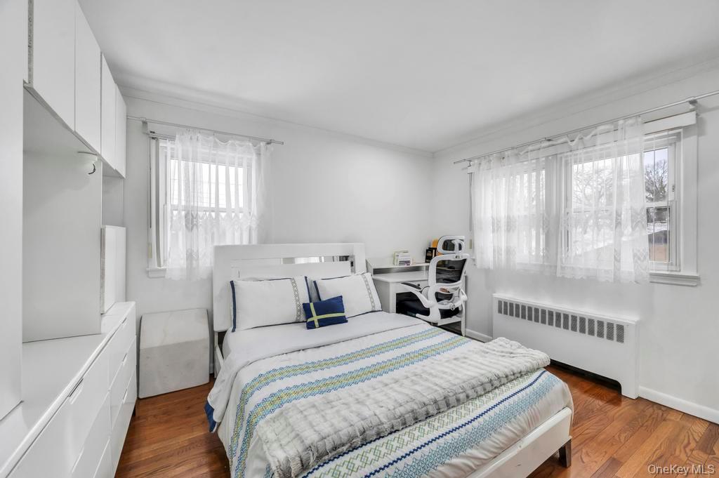 #13 photo, 178 Gerhard Road, Plainview , NY 11803