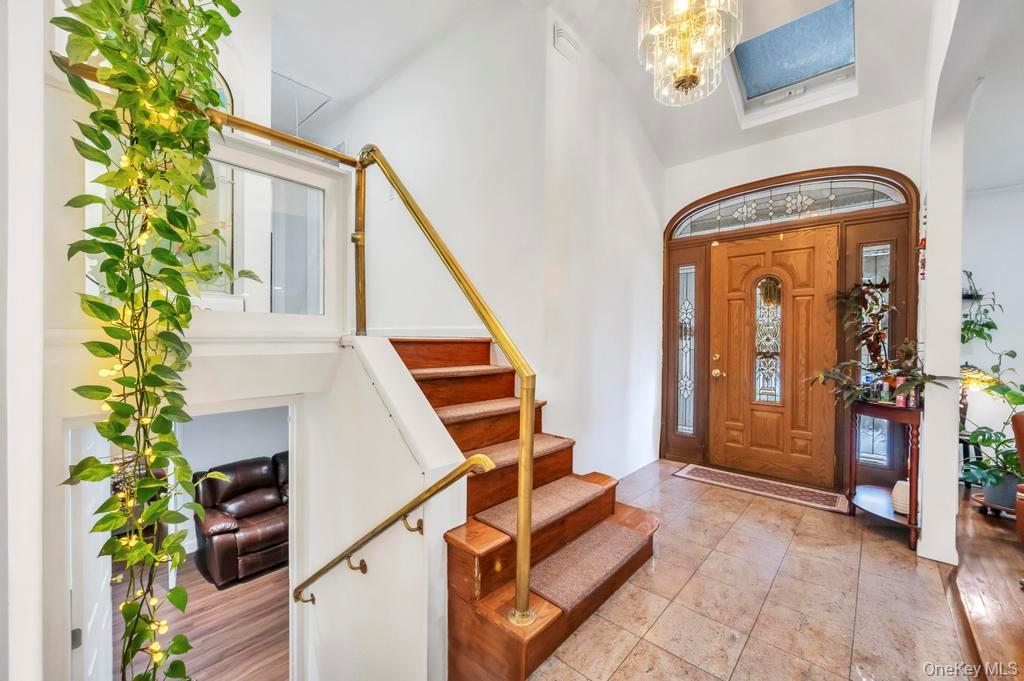 #4 photo, 178 Gerhard Road, Plainview , NY 11803