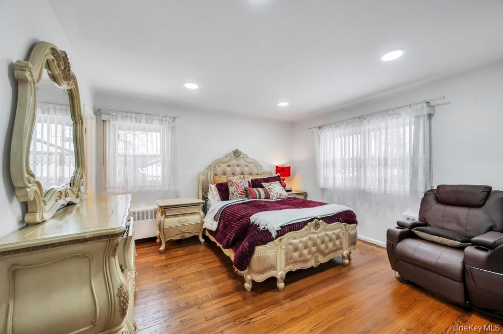 #9 photo, 178 Gerhard Road, Plainview , NY 11803