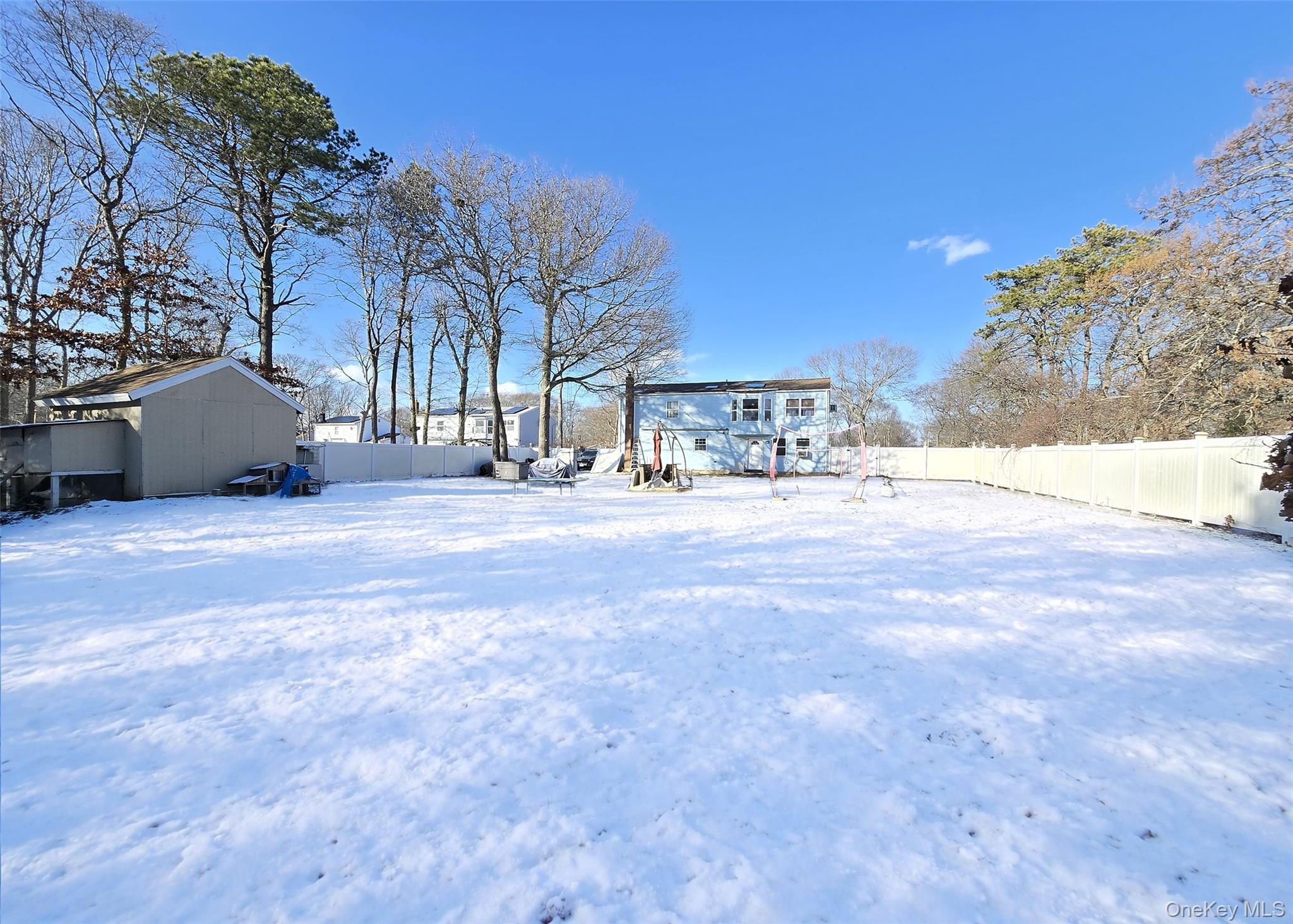 #20 photo, 54 Beacon Street, Shirley , NY 11967