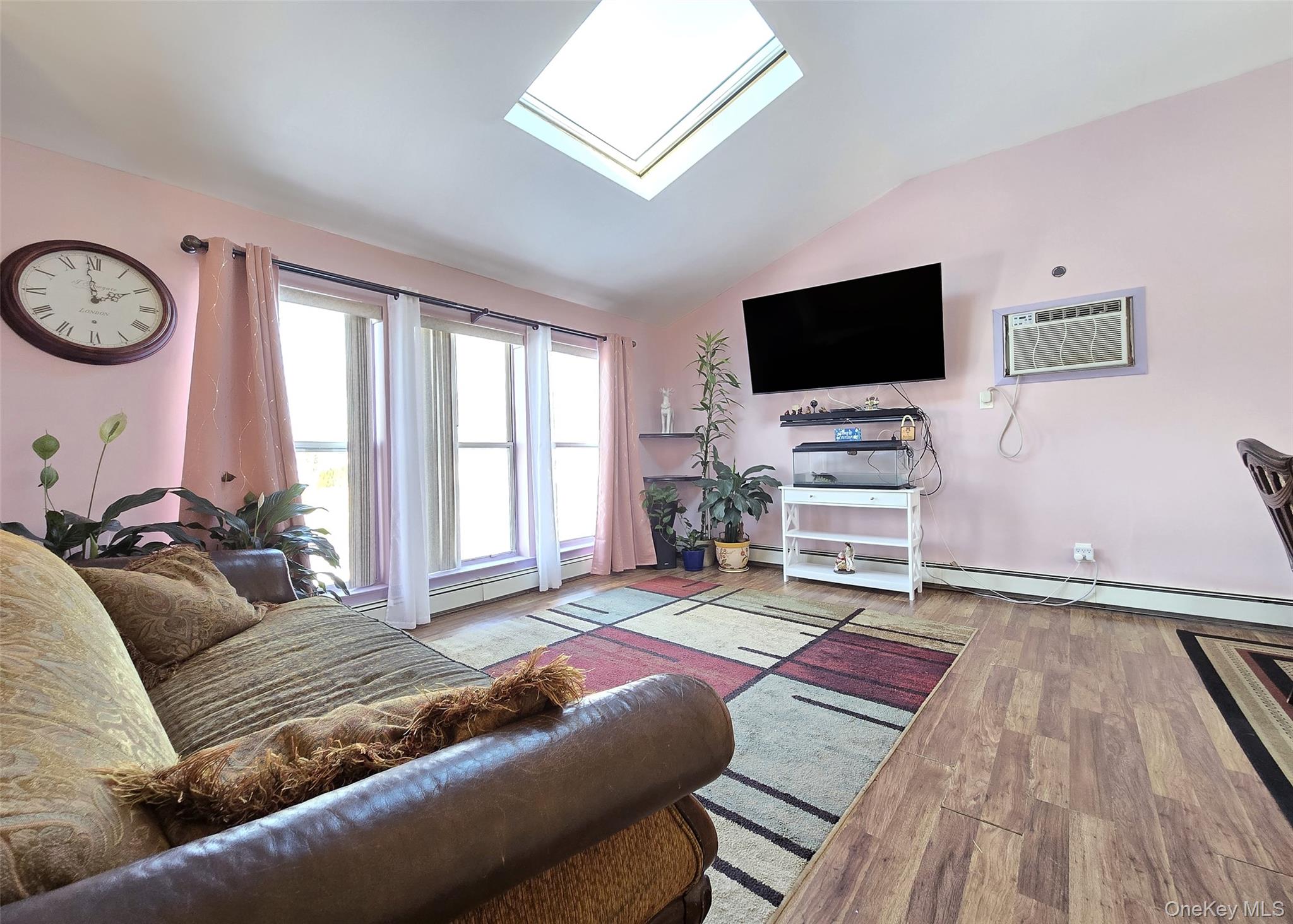 #3 photo, 54 Beacon Street, Shirley , NY 11967