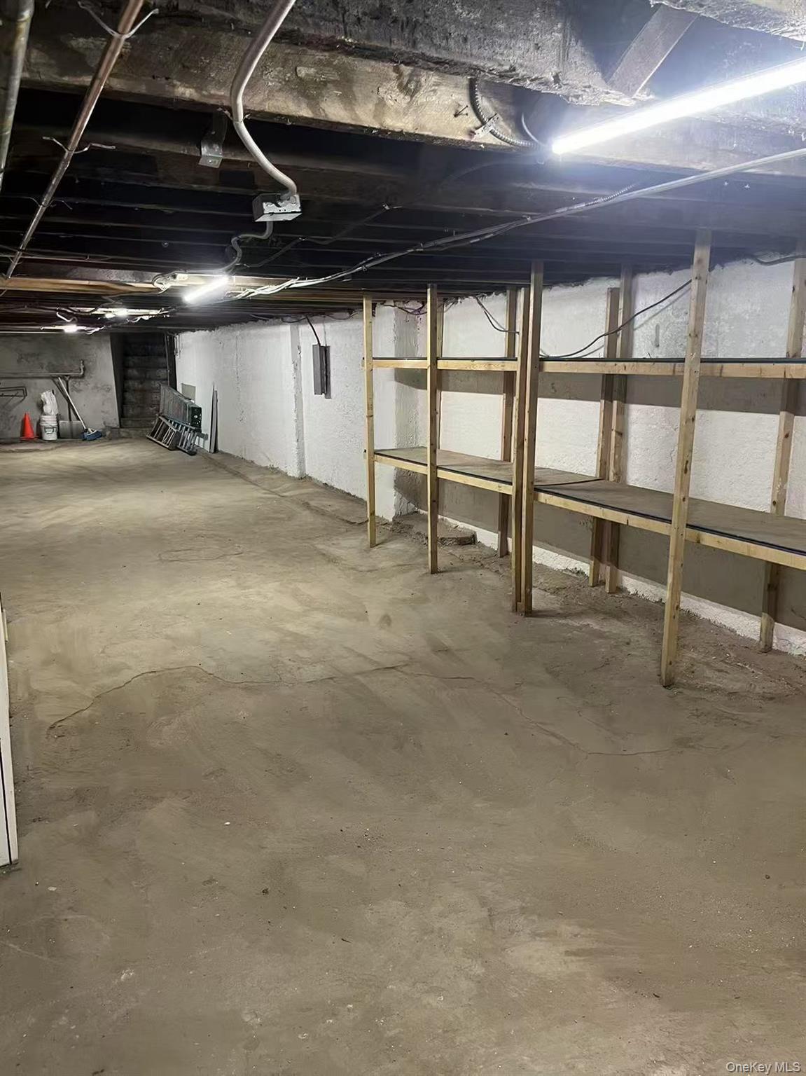 #11 photo, 102-51 Jamaica Avenue, Richmond Hill , NY 11418