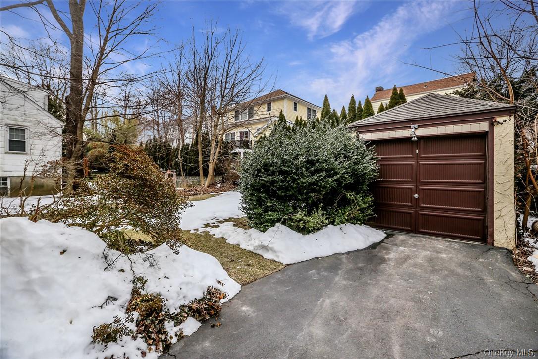 #17 photo, 145 Johnson Road, Scarsdale , NY 10583