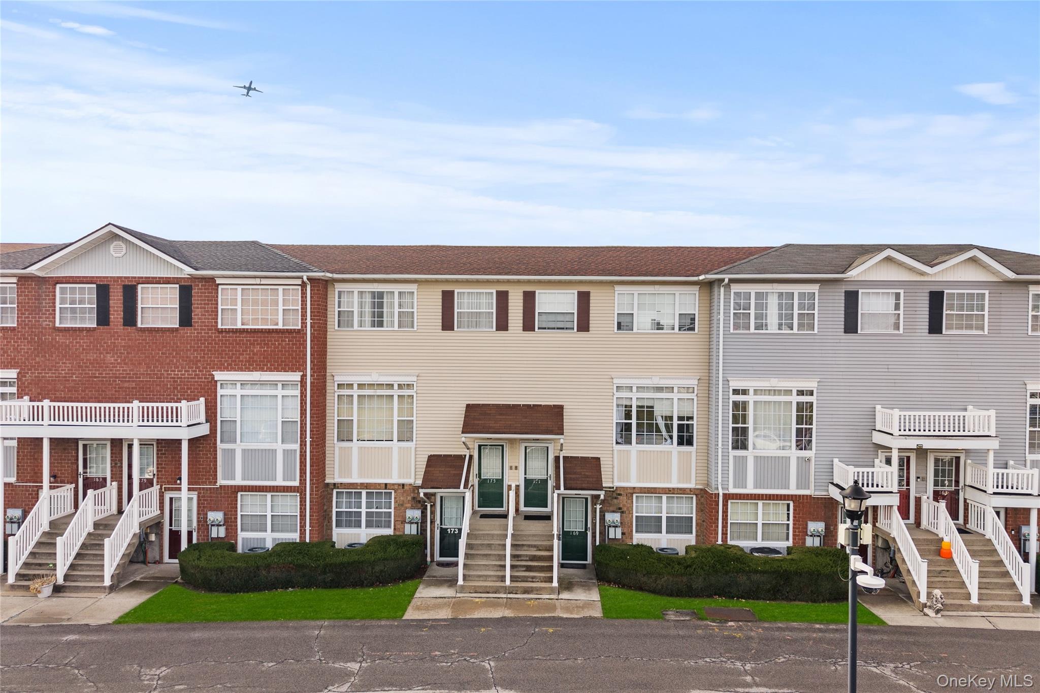 #3 photo, 169 Surf Drive, Bronx , NY 10473