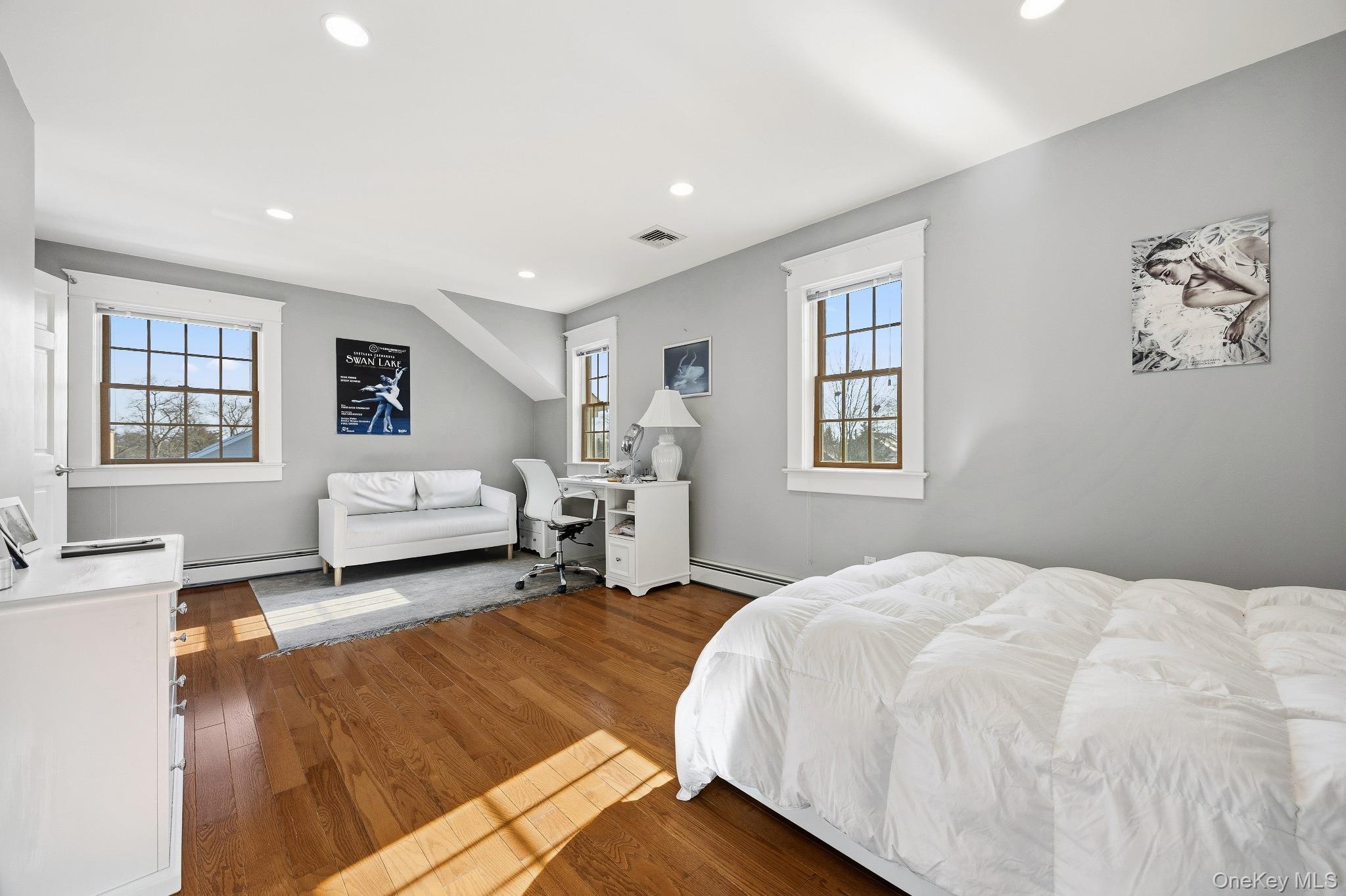 #12 photo, 148 Madison Road, Scarsdale , NY 10583