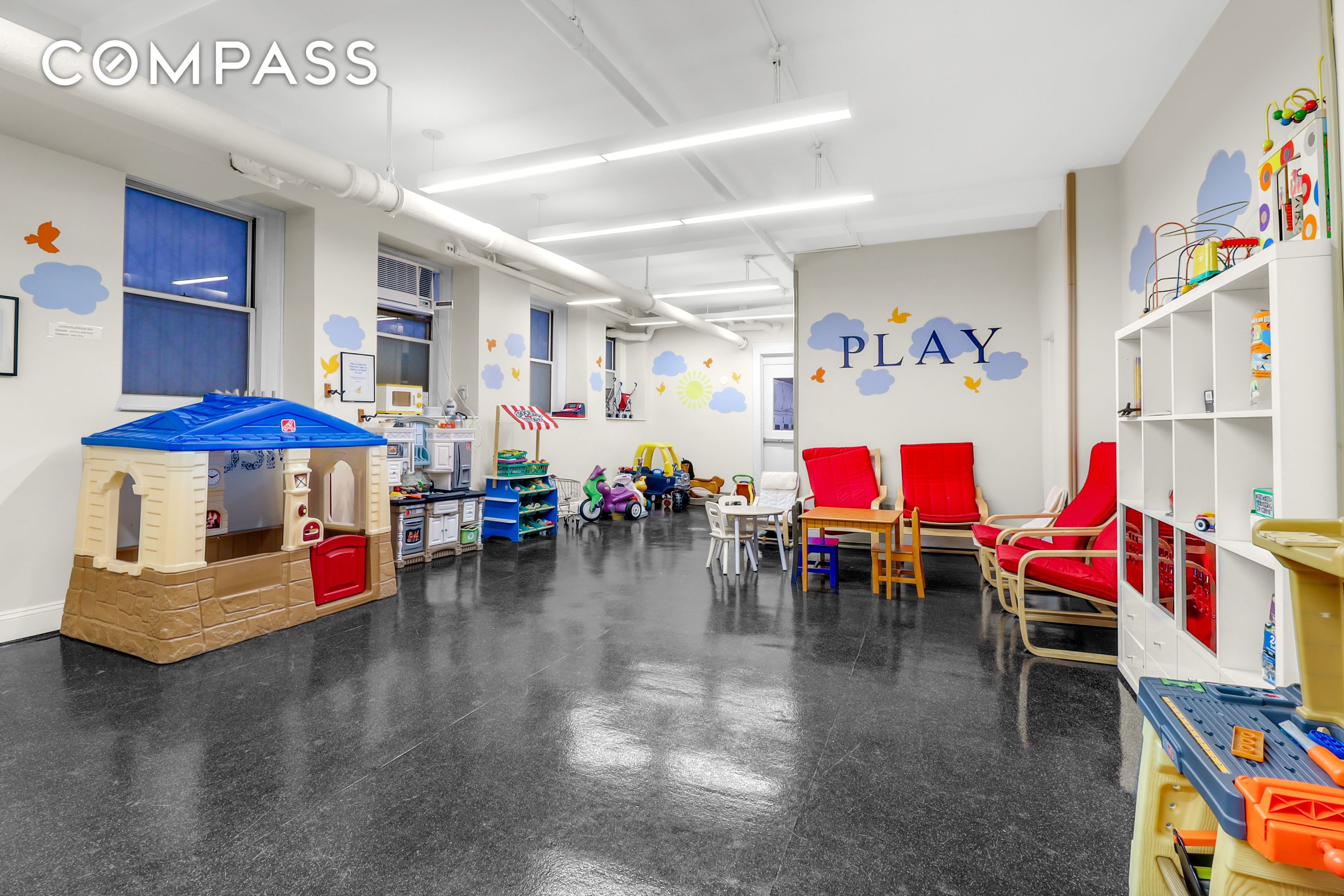 #15 photo, 215 W 91st Street, Upper West Side , NY 10024