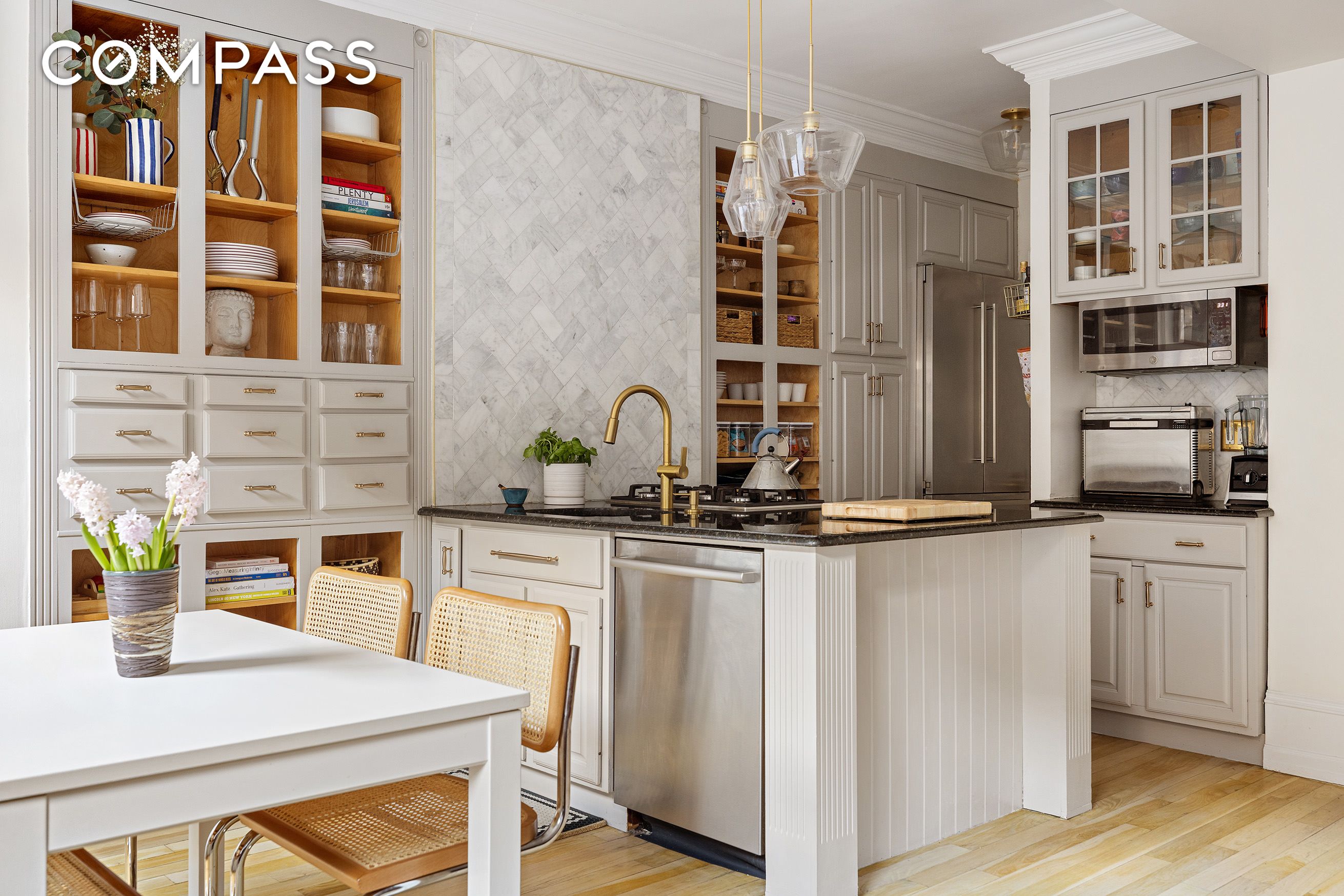 #7 photo, 215 W 91st Street, Upper West Side , NY 10024