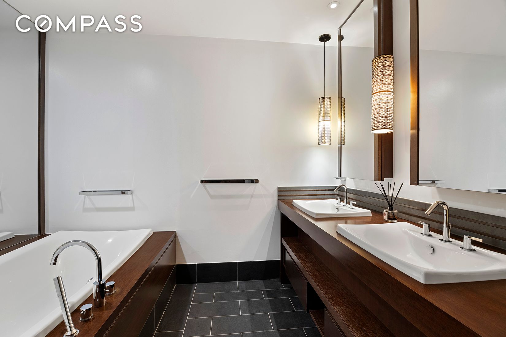 #5 photo, 40 Broad Street, Financial District , NY 10004