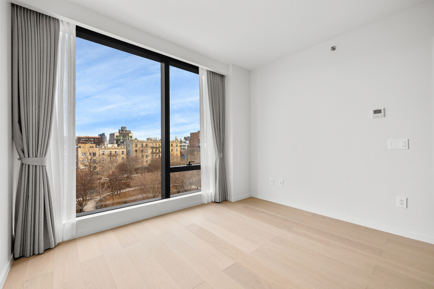 #1 photo, 11-36 45TH Road, Куинс ‖ Long Island City , NY 11101