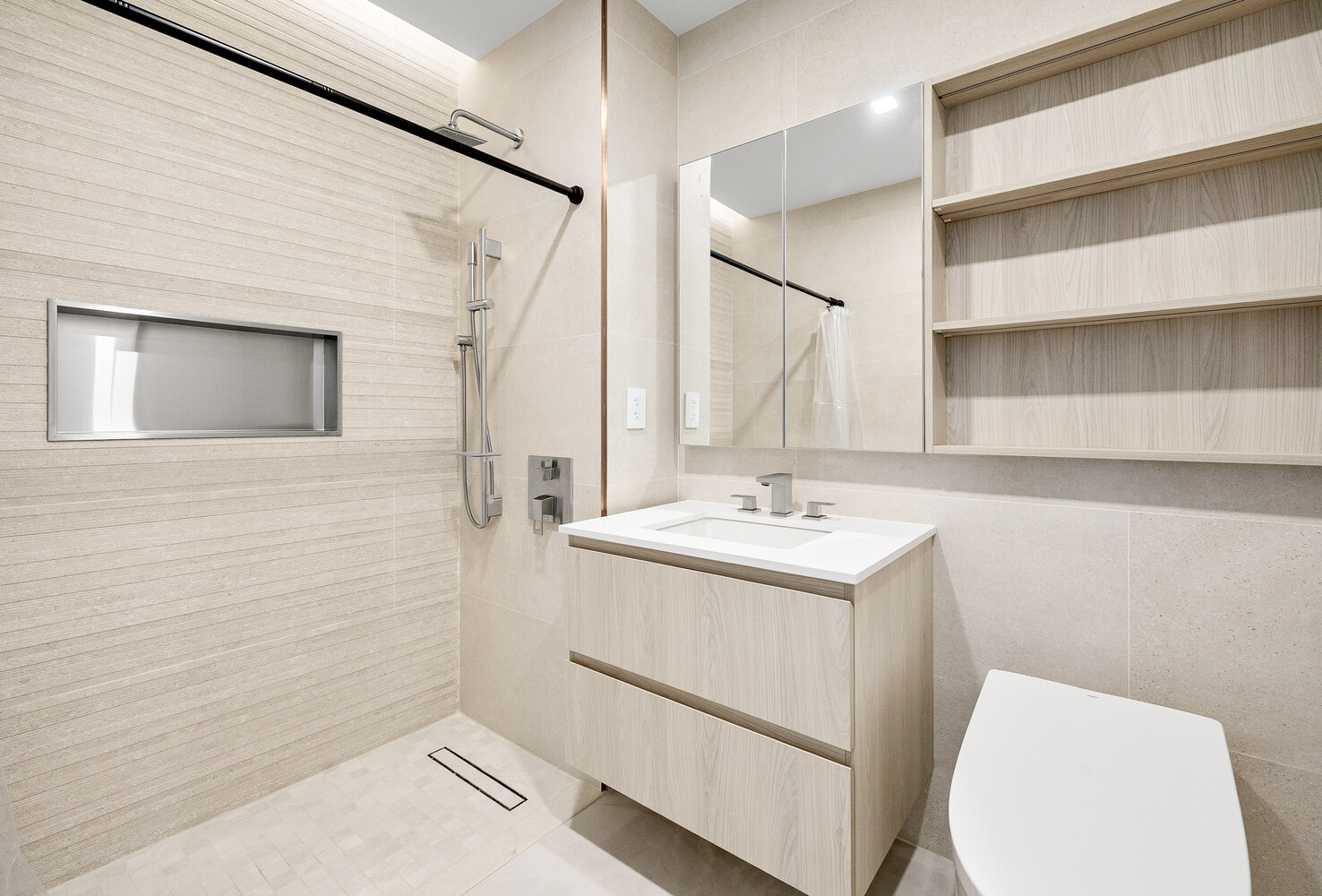 #11 photo, 11-36 45TH Road, Куинс ‖ Long Island City , NY 11101