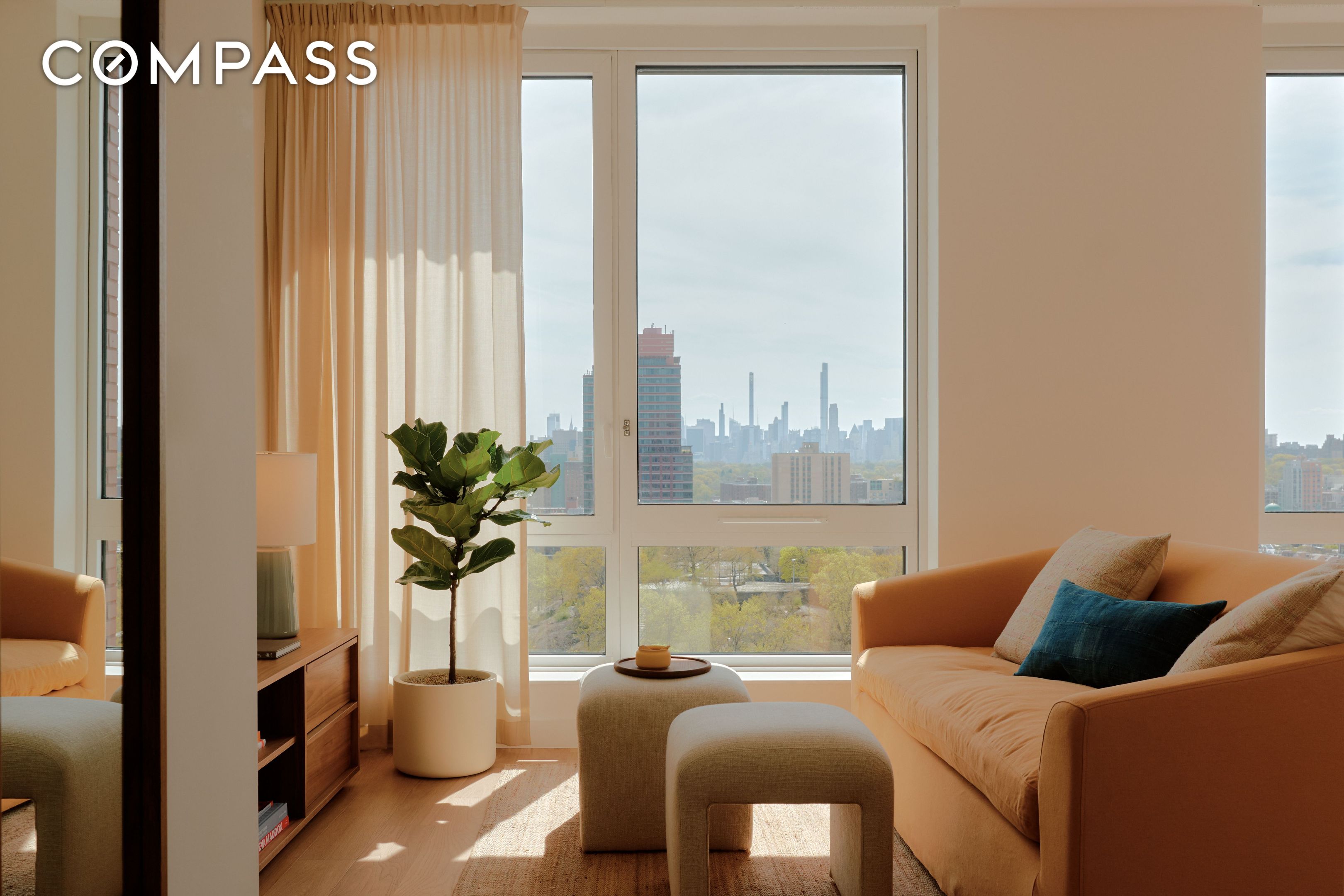 #4 photo, 2035 5th Avenue, Harlem , NY 10035