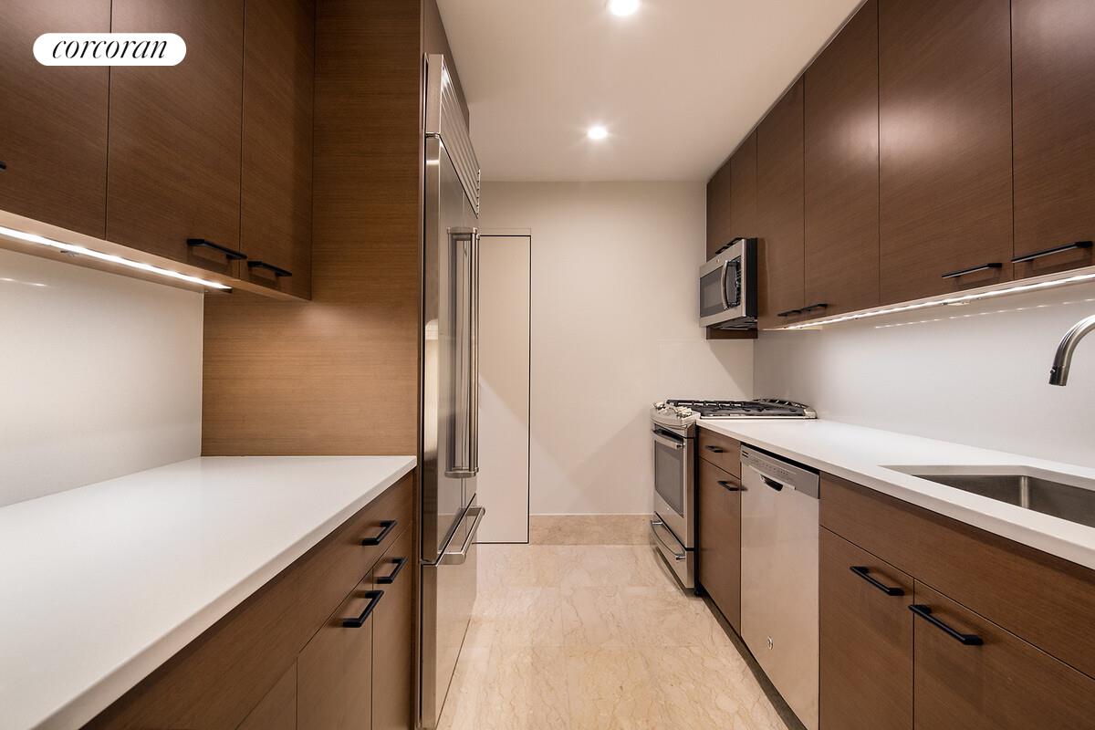 #18 photo, New York City, Turtle Bay , NY 10017