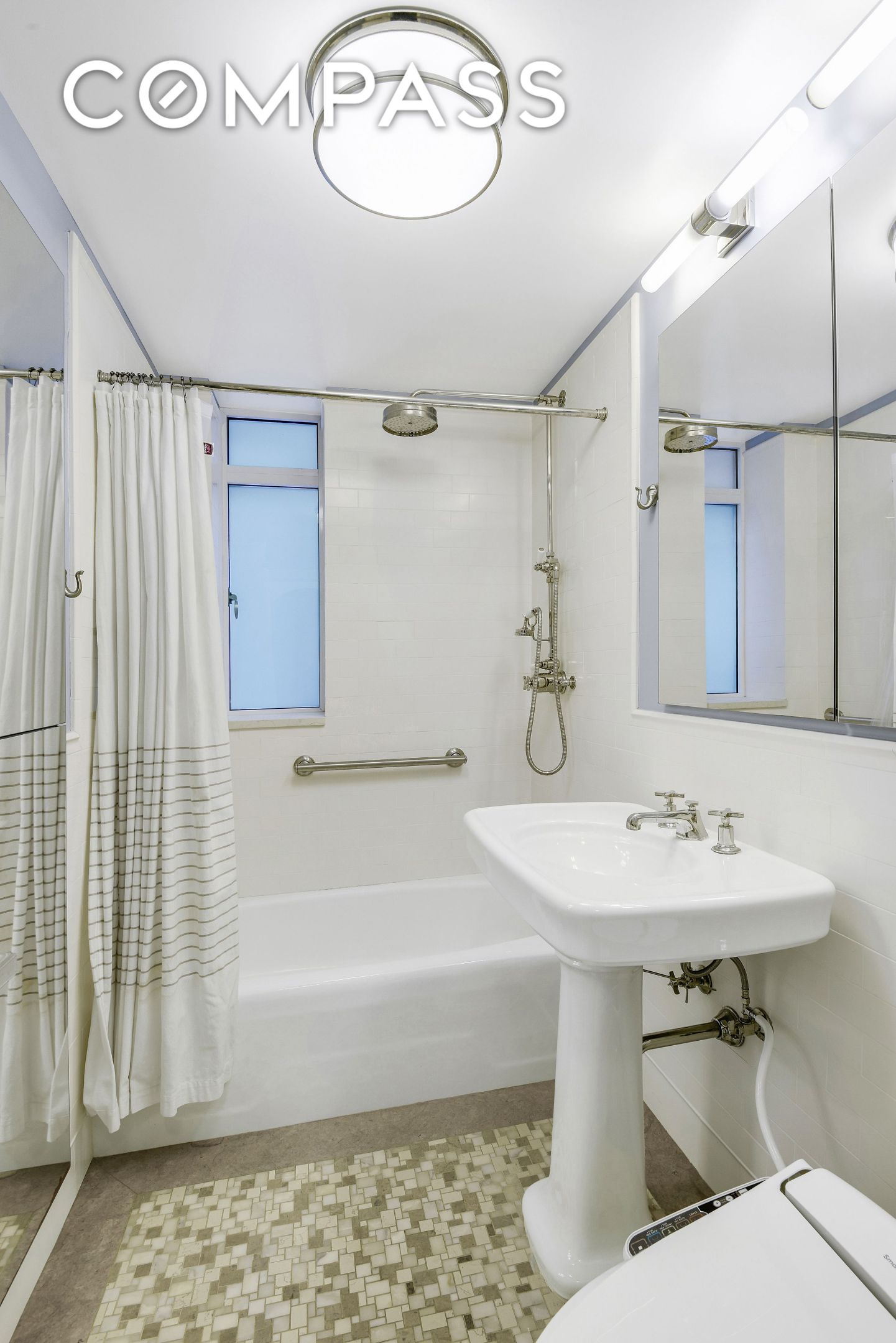 #10 photo, 25 Central Park W, Upper West Side , NY 10023