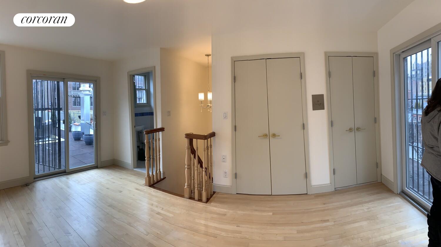 #19 photo, 25 W 70TH Street, Манхэттен ‖ Lincoln Square , NY 10023