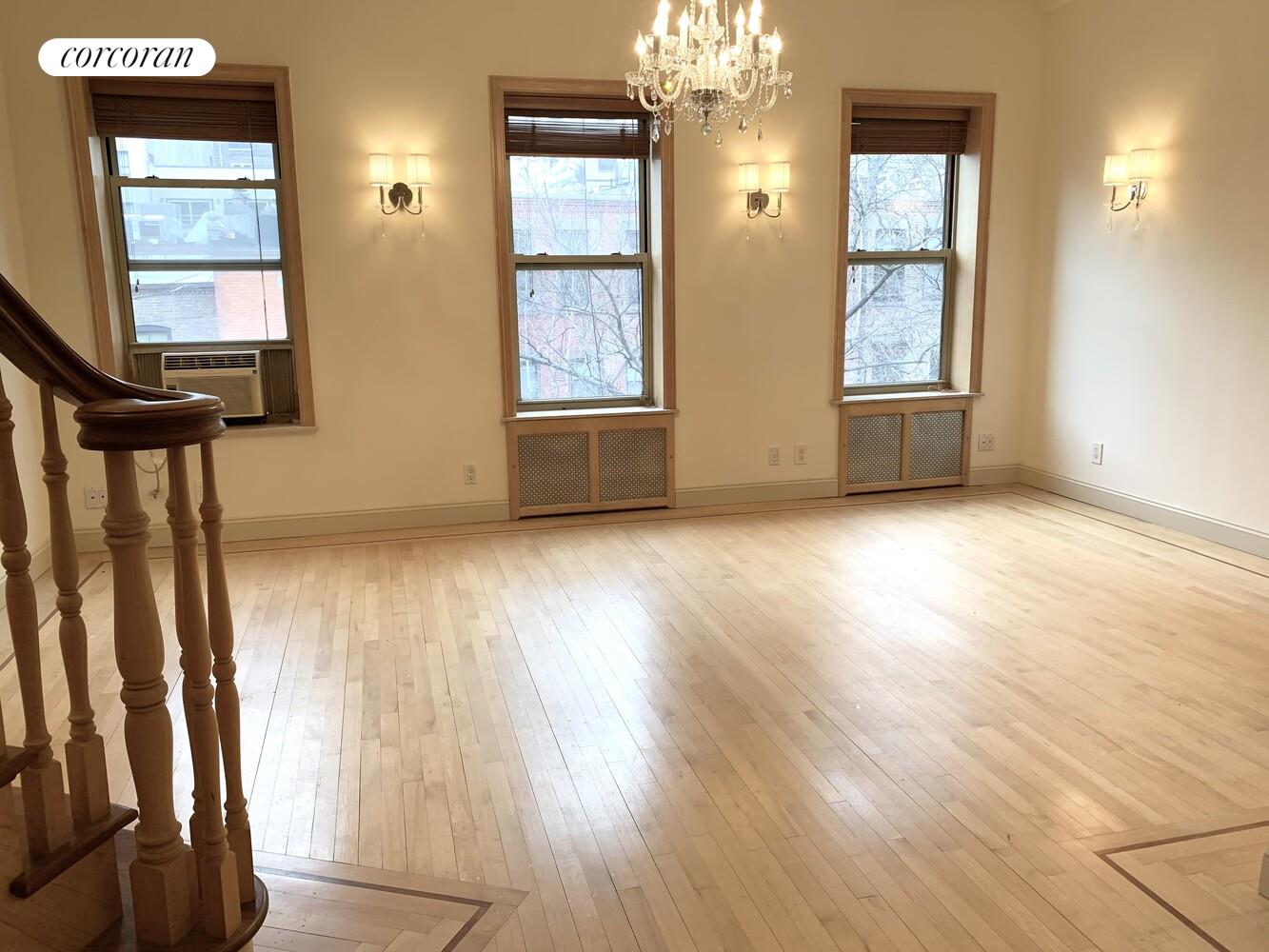 #2 photo, 25 W 70TH Street, Манхэттен ‖ Lincoln Square , NY 10023