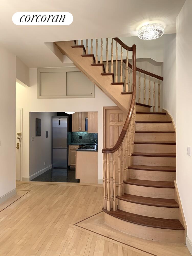 #5 photo, 25 W 70TH Street, Манхэттен ‖ Lincoln Square , NY 10023