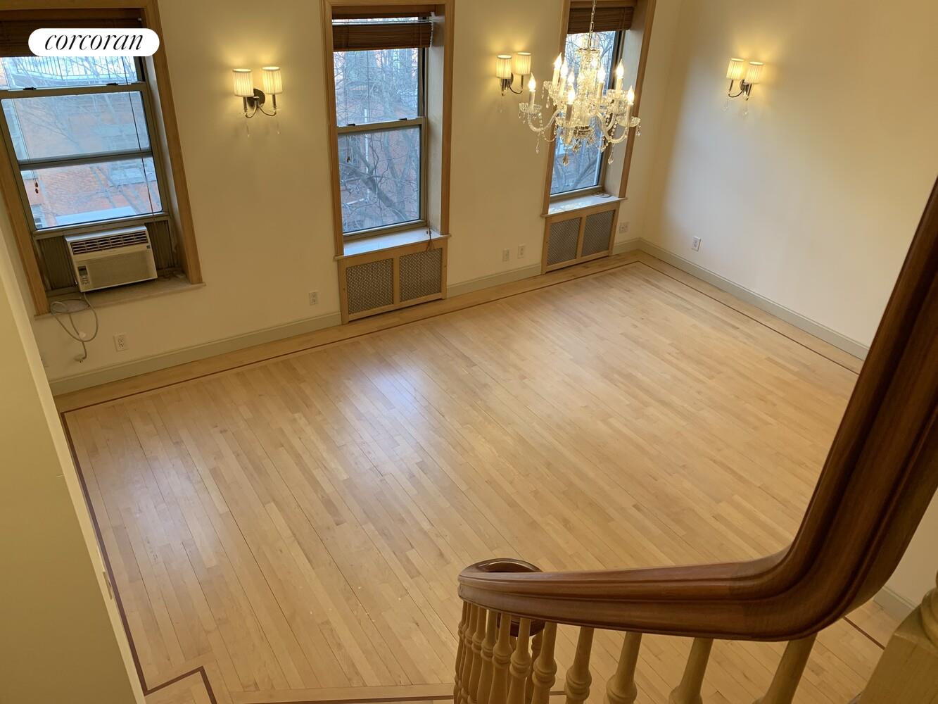 #7 photo, 25 W 70TH Street, Манхэттен ‖ Lincoln Square , NY 10023