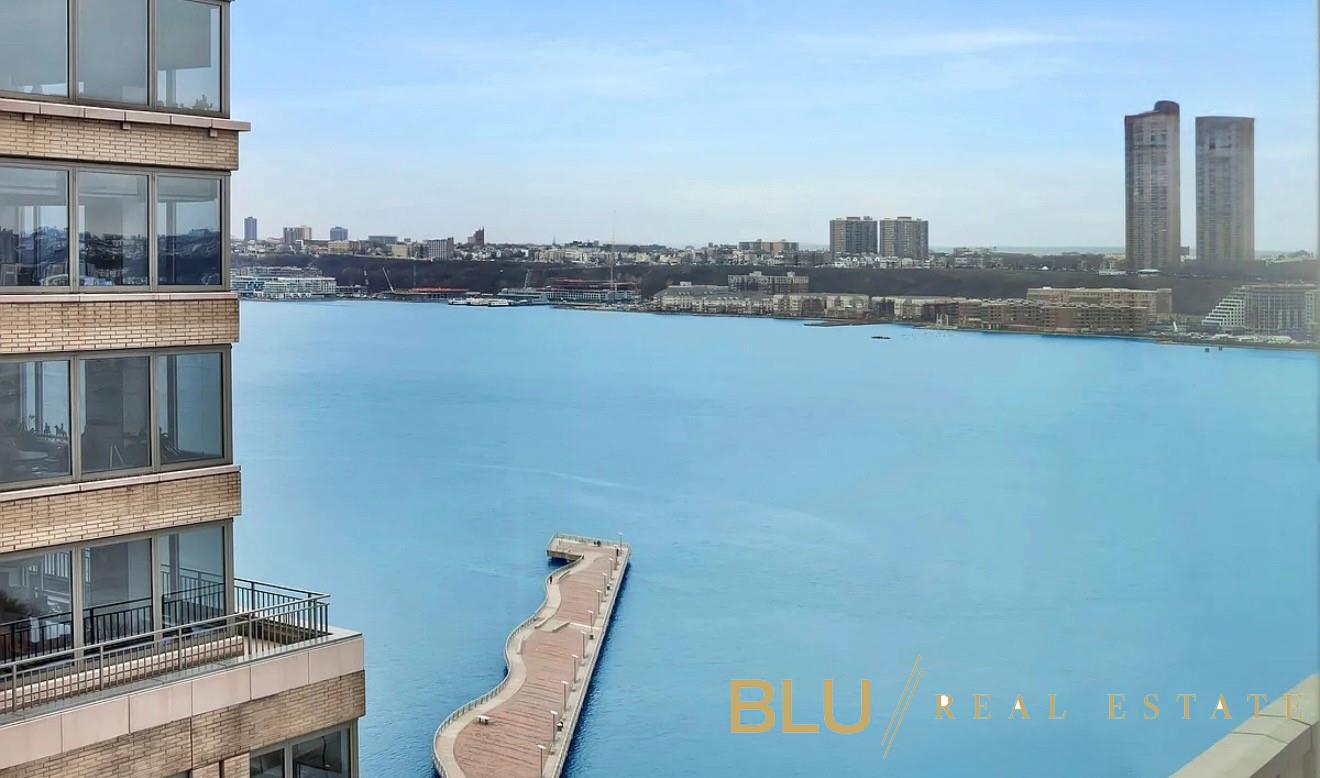 #9 photo, 240 Riverside Boulevard, 맨해튼 Lincoln Square , NY 10069