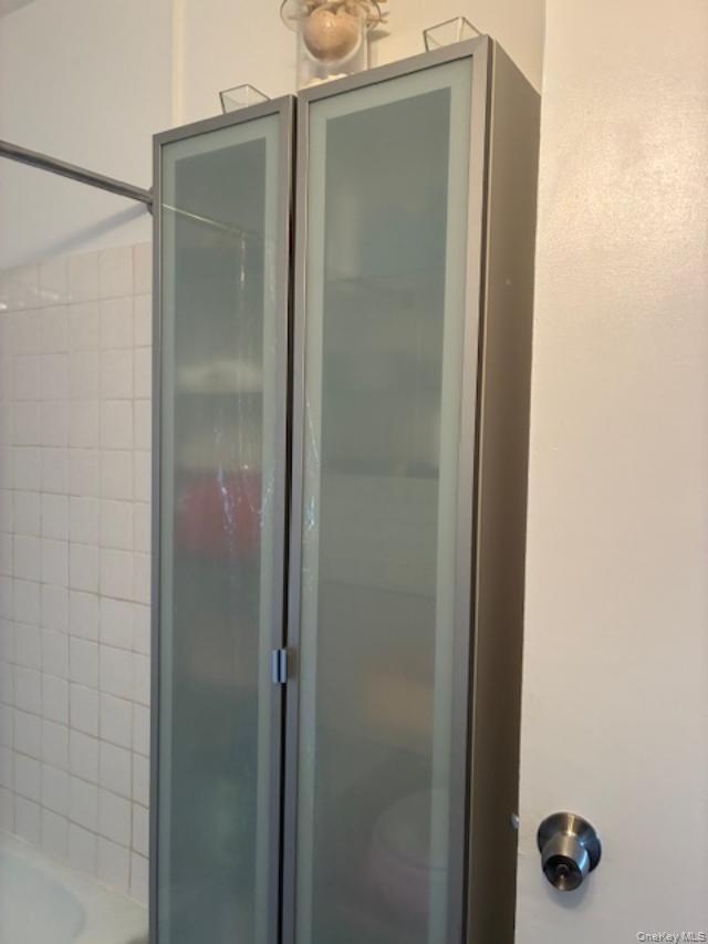 #17 photo, 150-38 Union Turnpike, Flushing , NY 11367