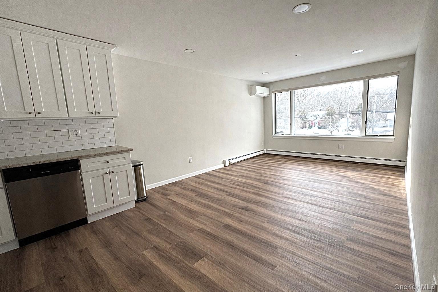 #1 photo, 213 Lake Avenue, Saint James , NY 11780