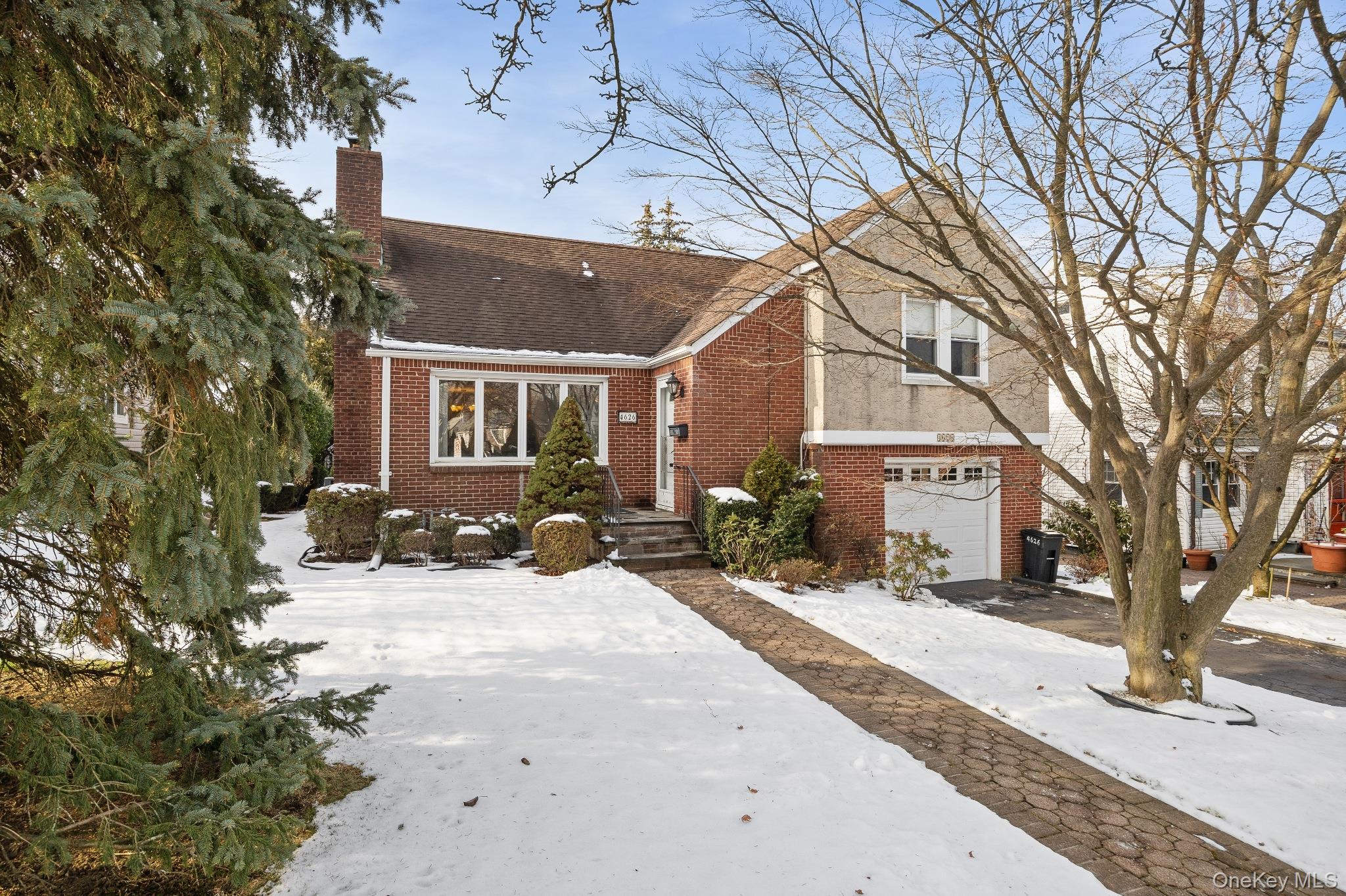 #1 photo, 46-26 Concord Avenue, Great Neck , NY 11020