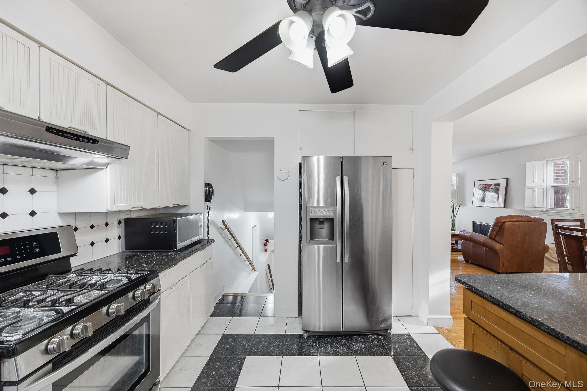 #11 photo, 46-26 Concord Avenue, Great Neck , NY 11020