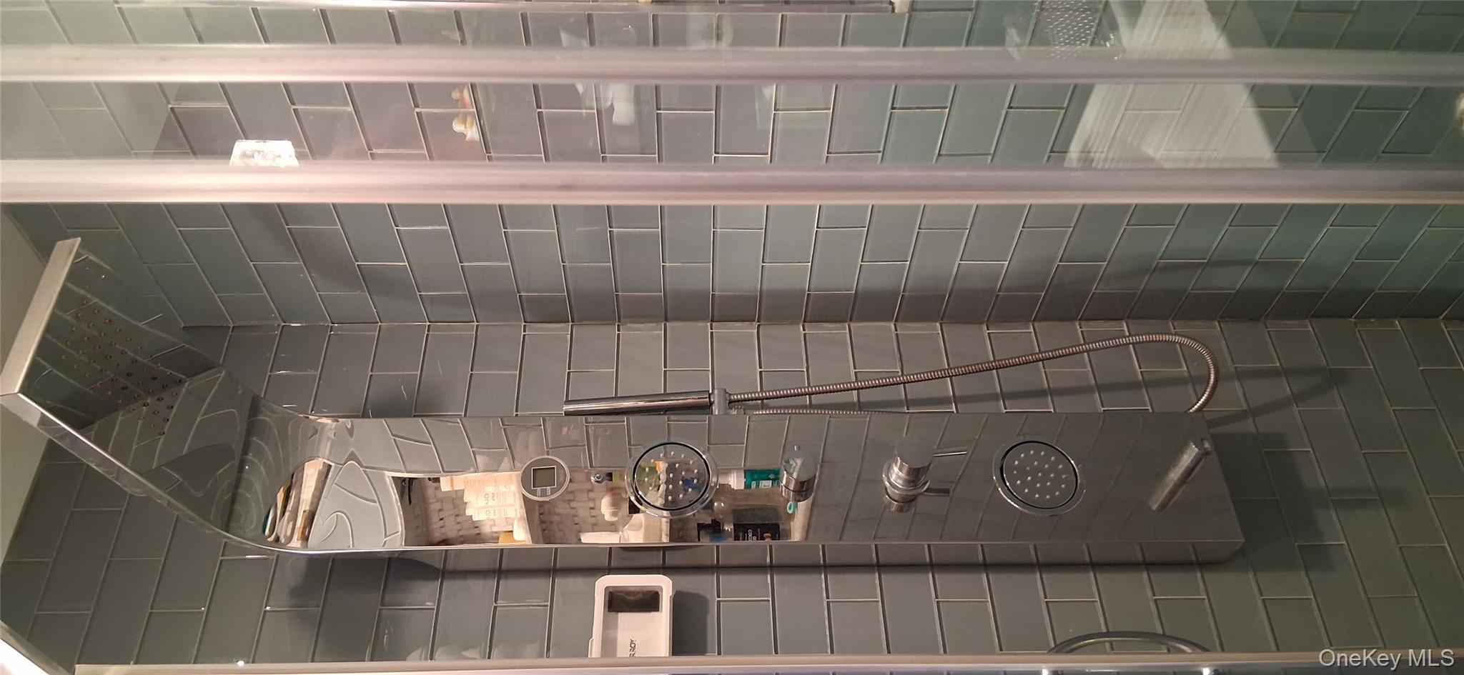 #10 photo, 430 Clinton Avenue, Brooklyn , NY 11238