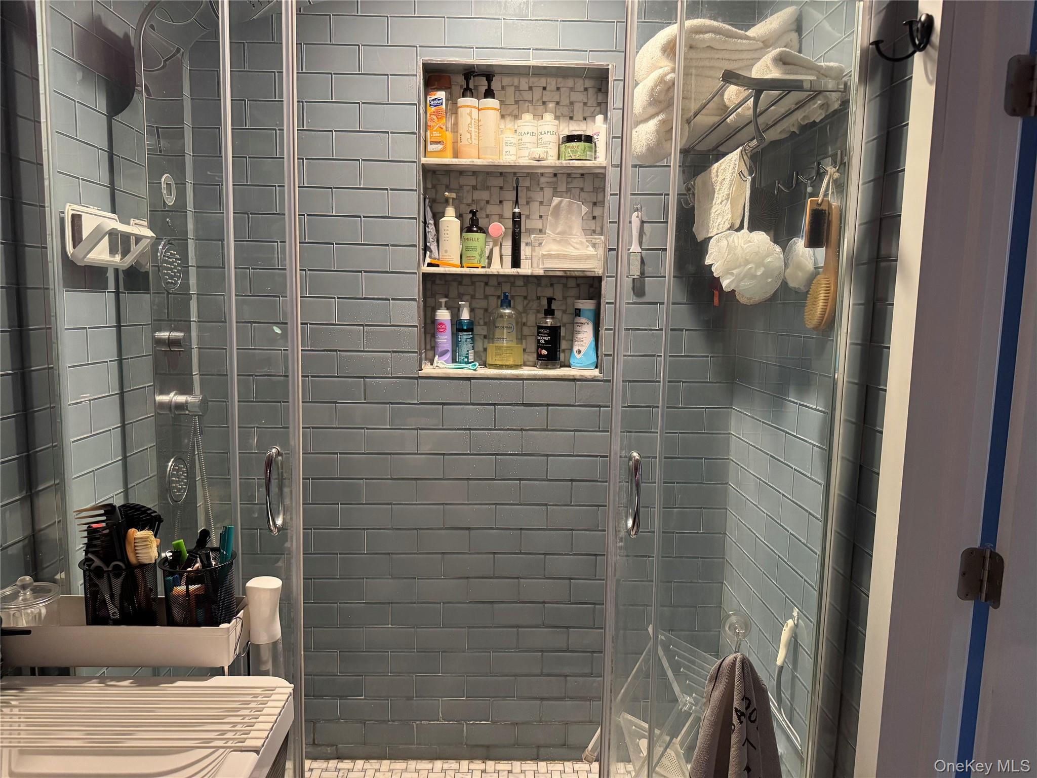 #11 photo, 430 Clinton Avenue, Brooklyn , NY 11238