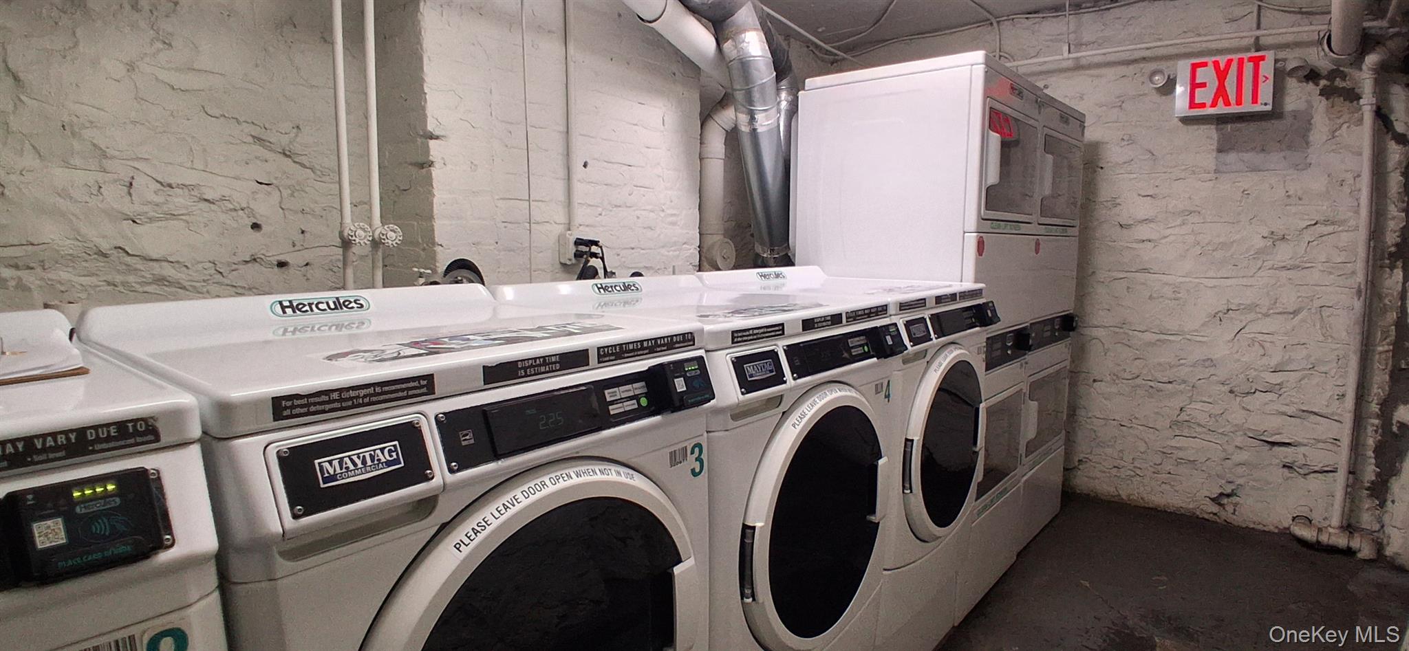 #12 photo, 430 Clinton Avenue, Brooklyn , NY 11238