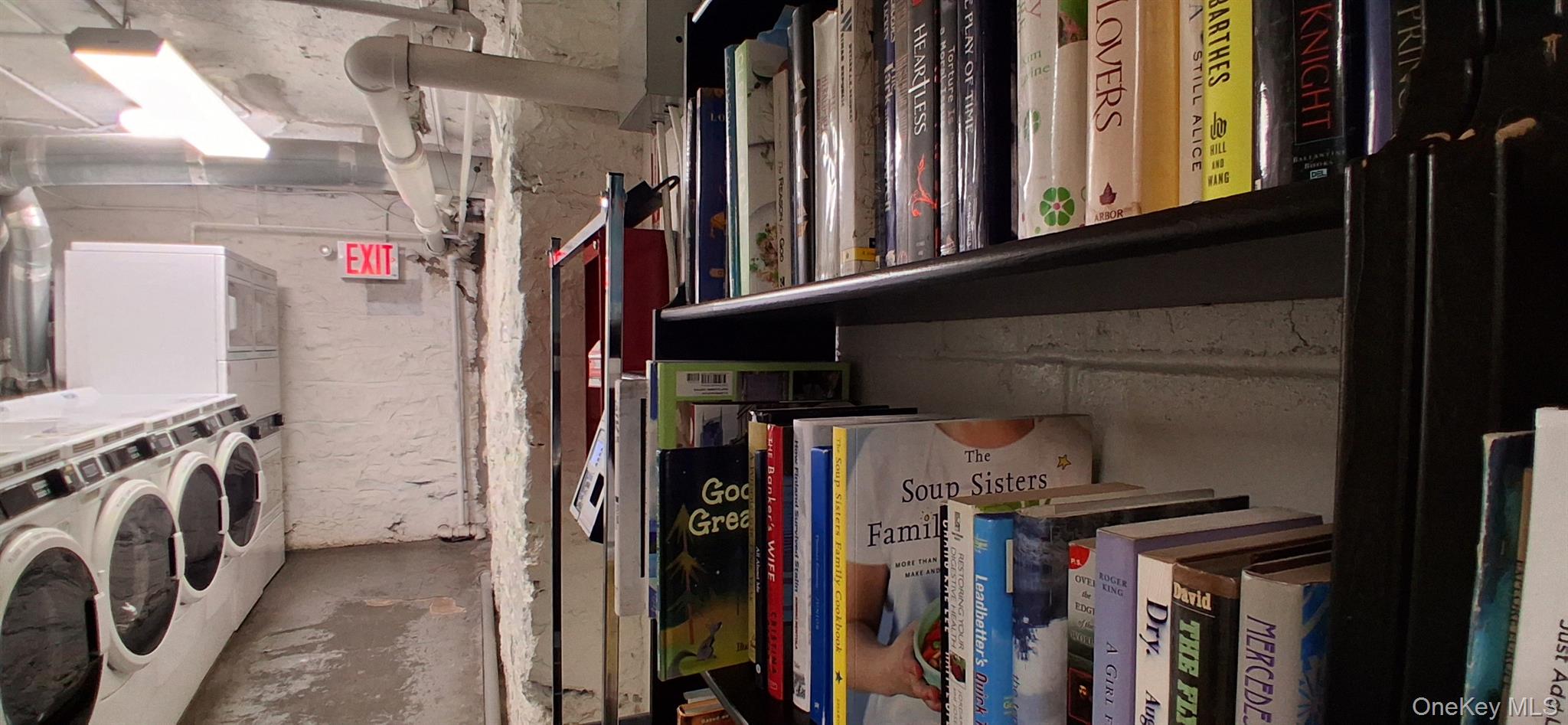 #13 photo, 430 Clinton Avenue, Brooklyn , NY 11238