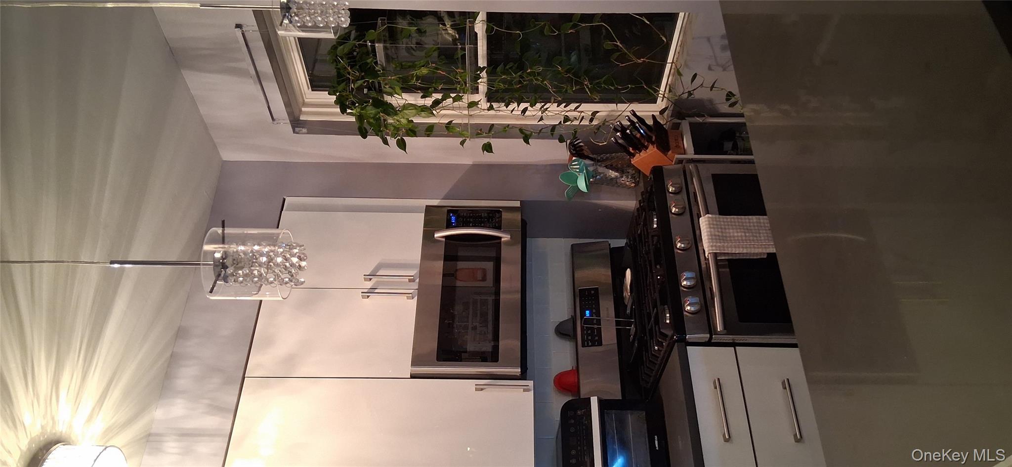 #15 photo, 430 Clinton Avenue, Brooklyn , NY 11238