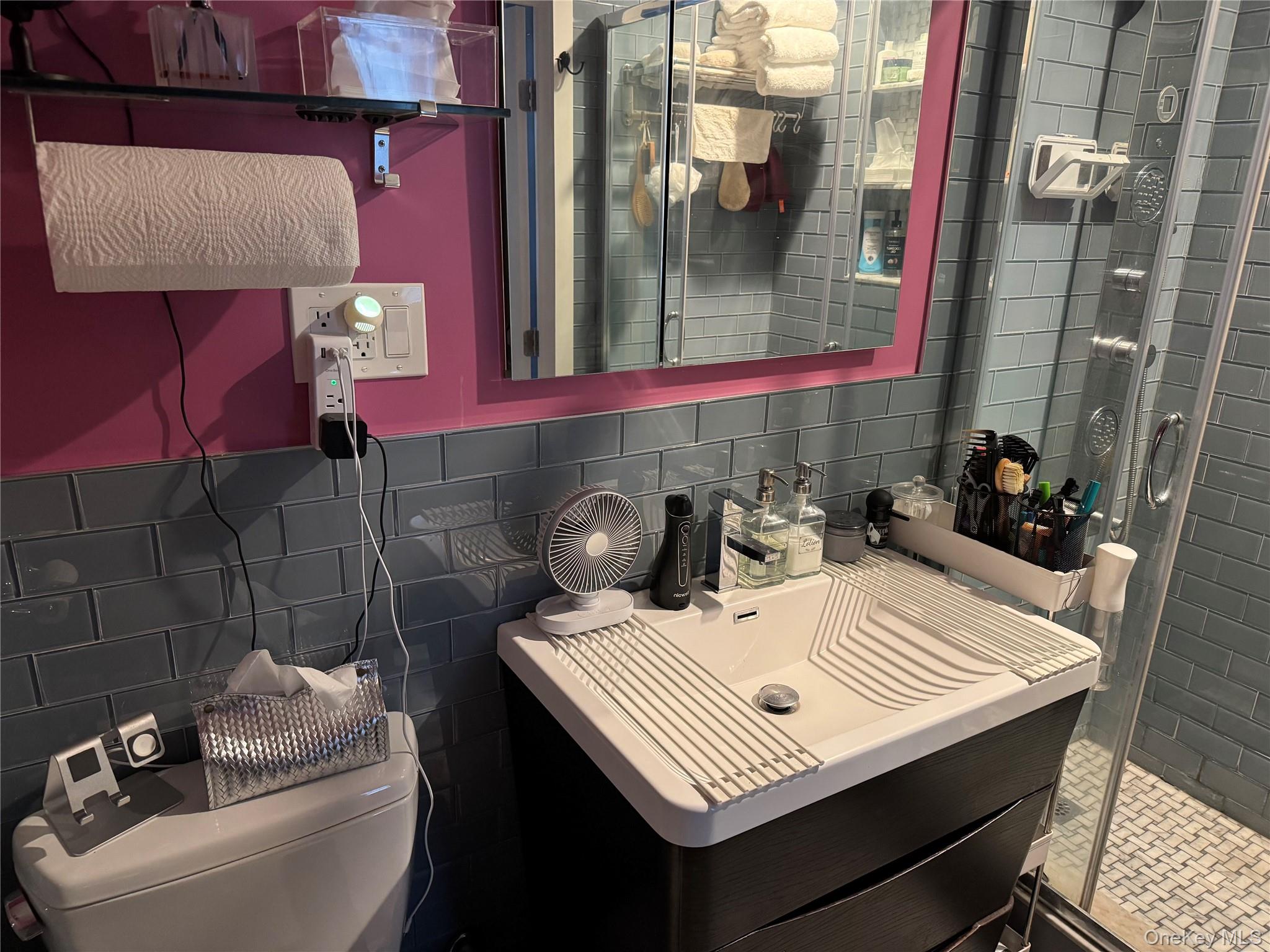 #8 photo, 430 Clinton Avenue, Brooklyn , NY 11238