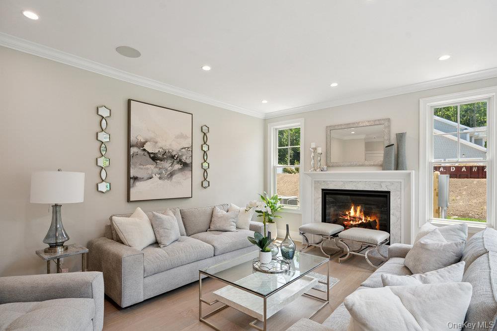 #10 photo, 48 Plainview Road, Woodbury , NY 11797