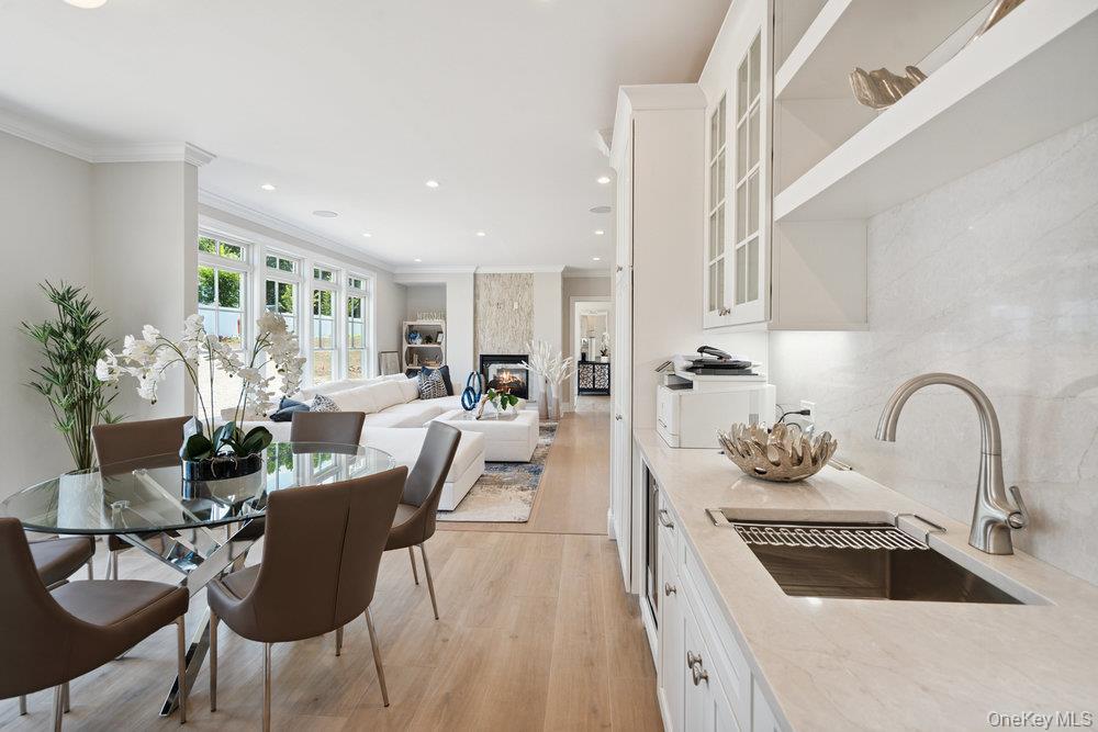 #20 photo, 48 Plainview Road, Woodbury , NY 11797