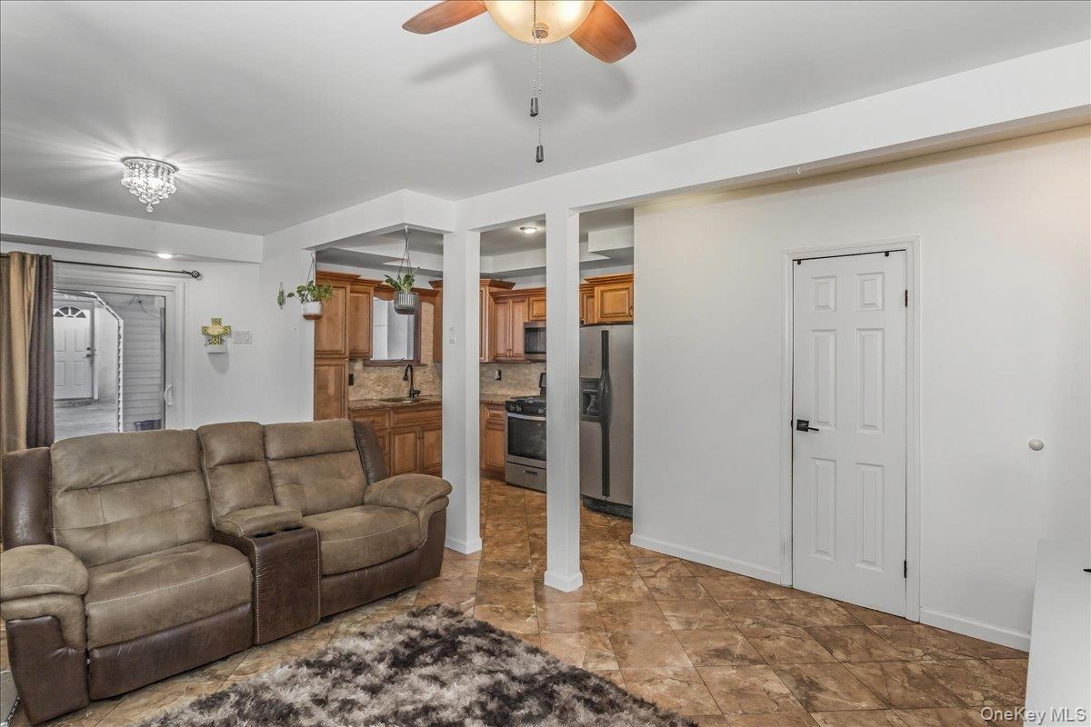 #8 photo, 58-29 60th Lane, 皇后區 麦斯佩斯 Maspeth , NY 11378