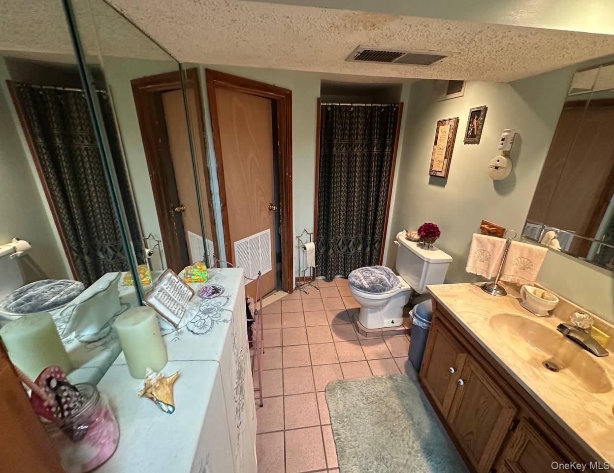 #14 photo, 19153 115th Road, Saint Albans , NY 11412