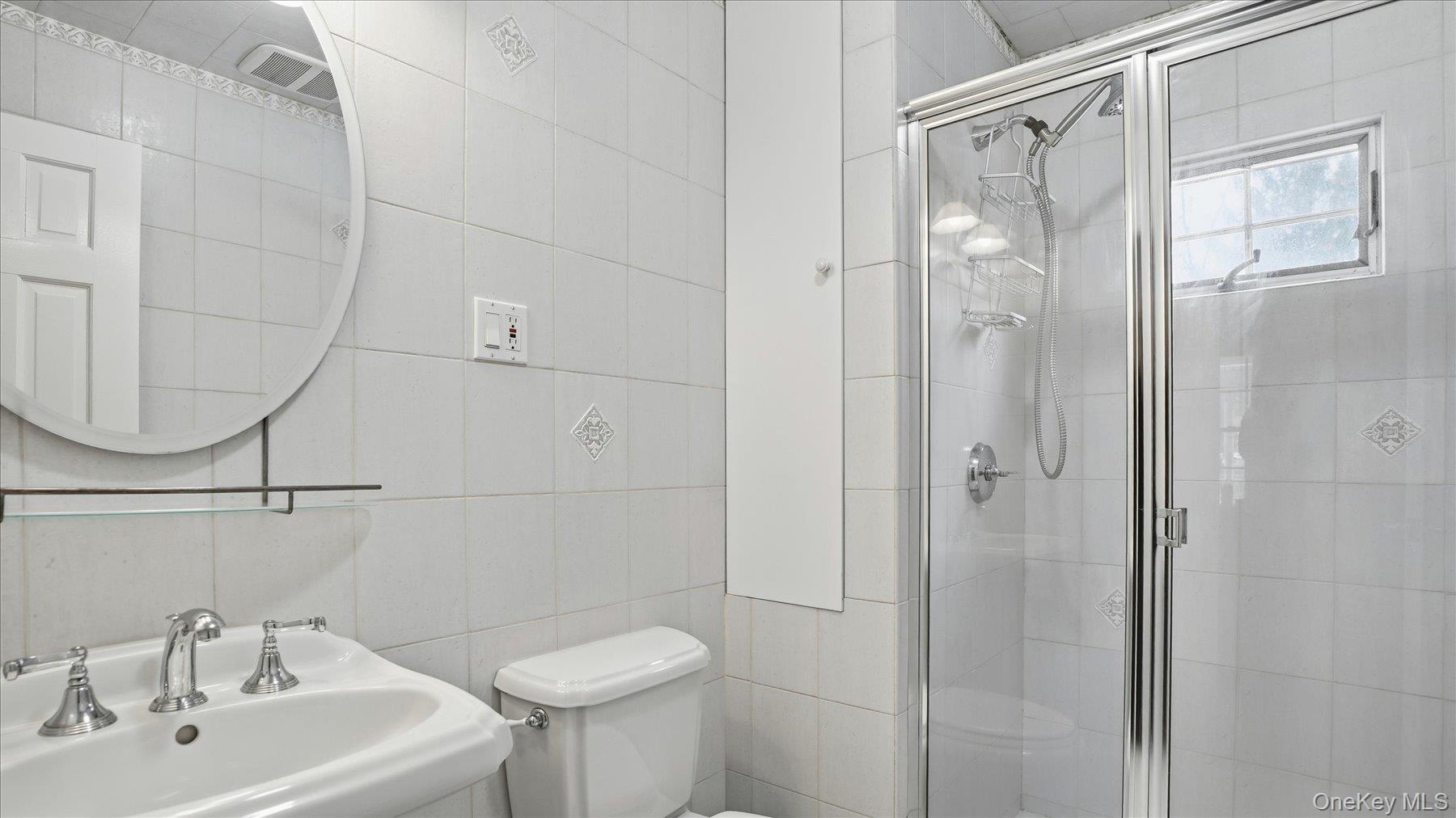 #19 photo, 1 Tracklot Road, Nissequogue , NY 11780