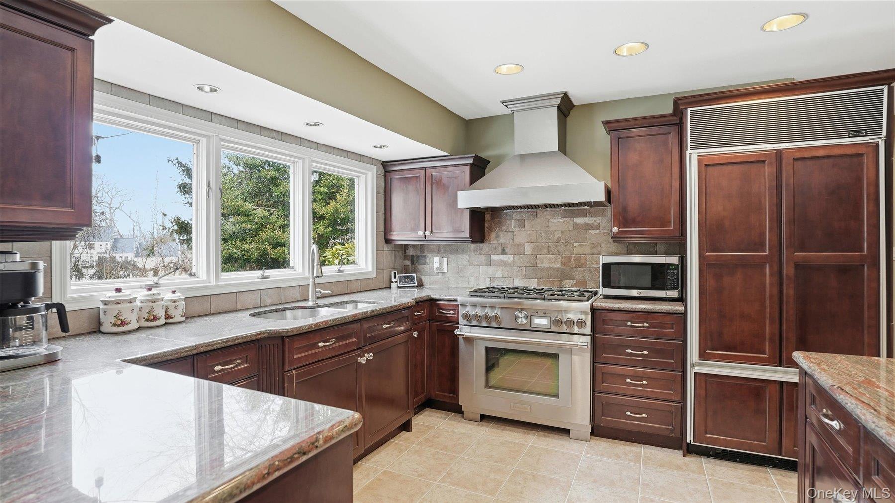 #8 photo, 1 Tracklot Road, Nissequogue , NY 11780