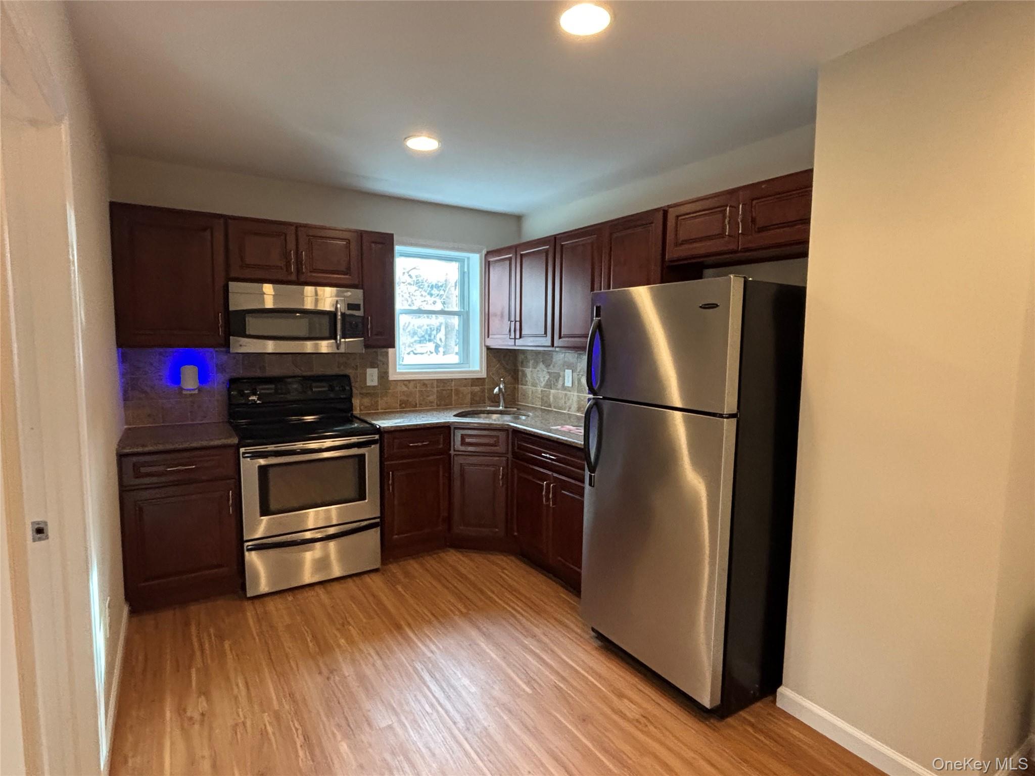 #2 photo, 55 Waverly Avenue, Smithtown , NY 11787