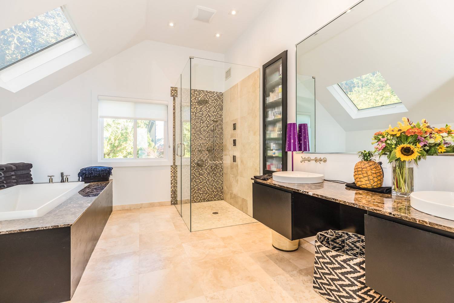 #19 photo, 55 Shore Rd, Shelter Island , NY 11965