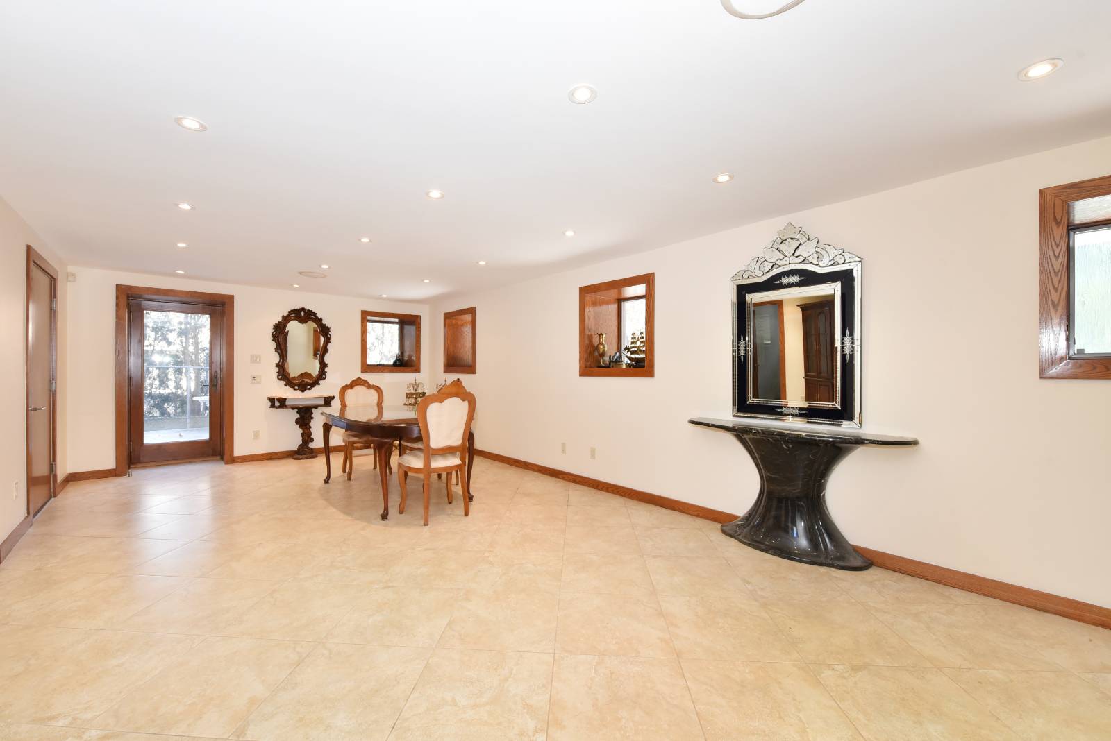 #21 photo, 214-43 27th ave, Bayside , NY 11360