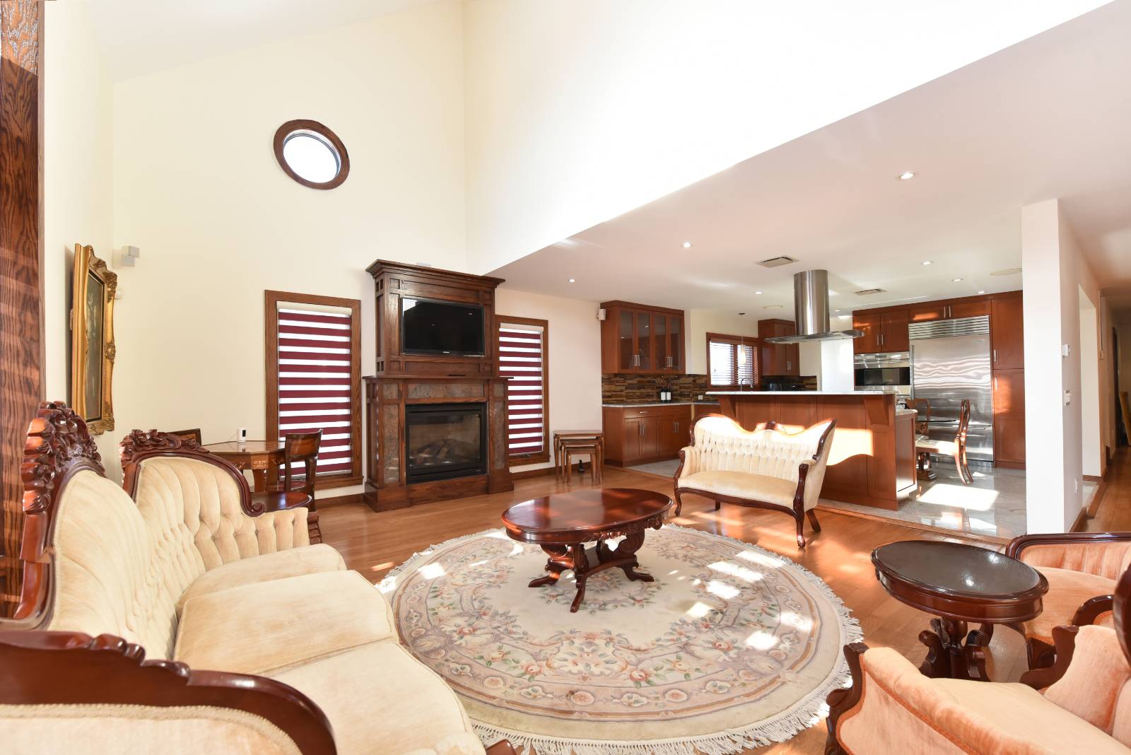 #5 photo, 214-43 27th ave, Bayside , NY 11360