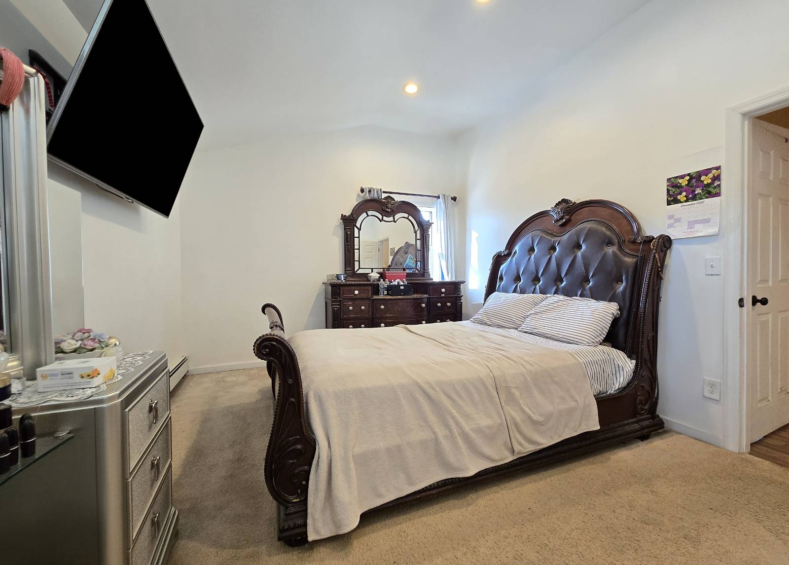 #8 photo, 54 Beacon St, מחוז סאפוק Shirley , NY 11967