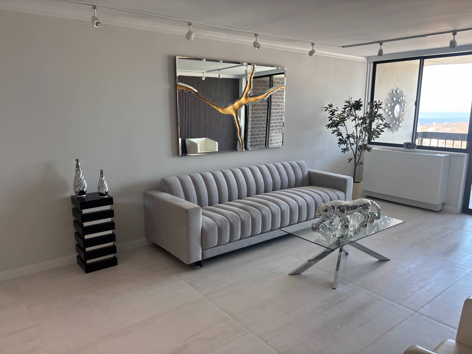 #3 photo, 2 Bay Club Dr, #19B, Bayside , NY 11360