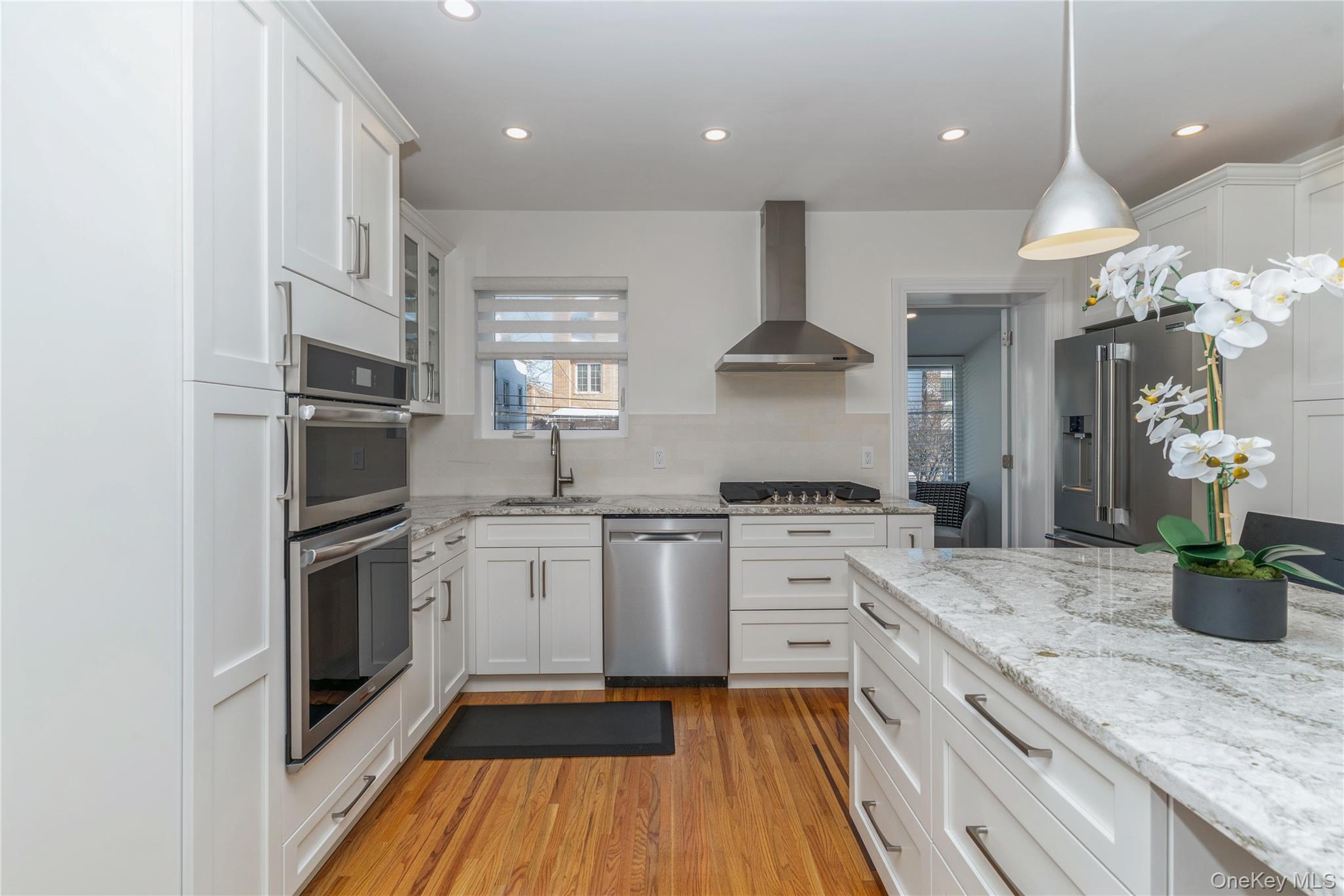 #8 photo, 14839 60th Avenue, Flushing , NY 11355