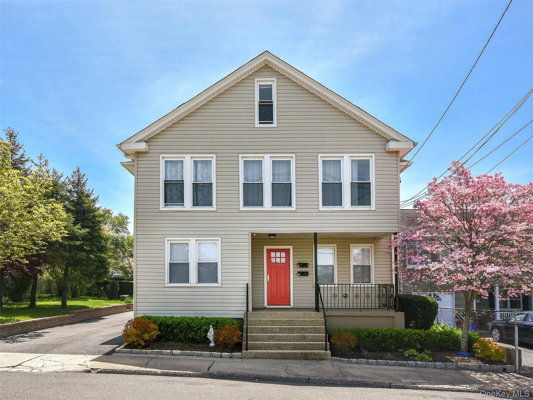 #1 photo, 22 1st, Glen Cove , NY 11542