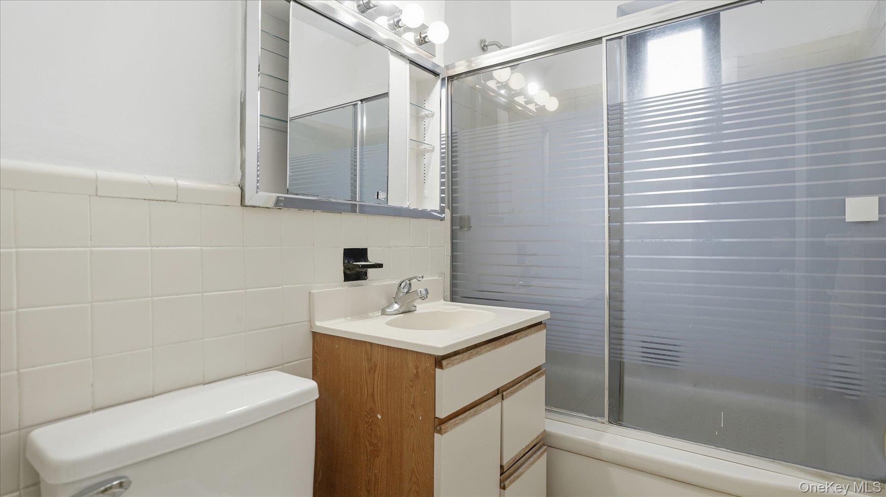 #12 photo, 46 Grace Avenue, Great Neck , NY 11021