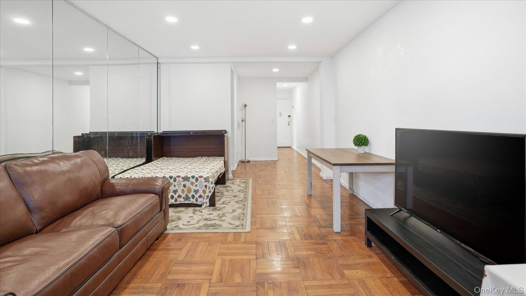 #3 photo, 46 Grace Avenue, Great Neck , NY 11021