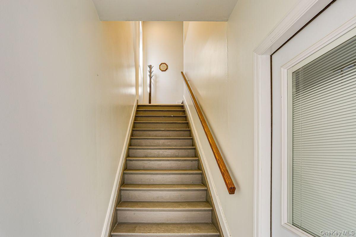 #4 photo, 31 Park Avenue, Suffern , NY 10901